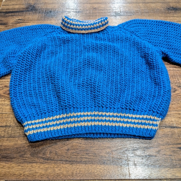 Handmade Hand knit Blue Pull over turtleneck - Picture 3 of 3